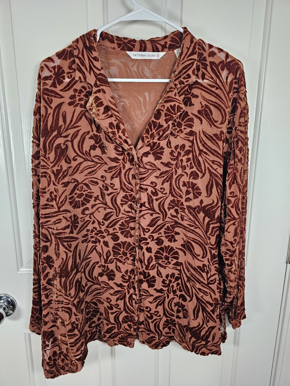 vintage Vtg Victoria's Secret Silk Blend velvet floral button-down shirt Size L